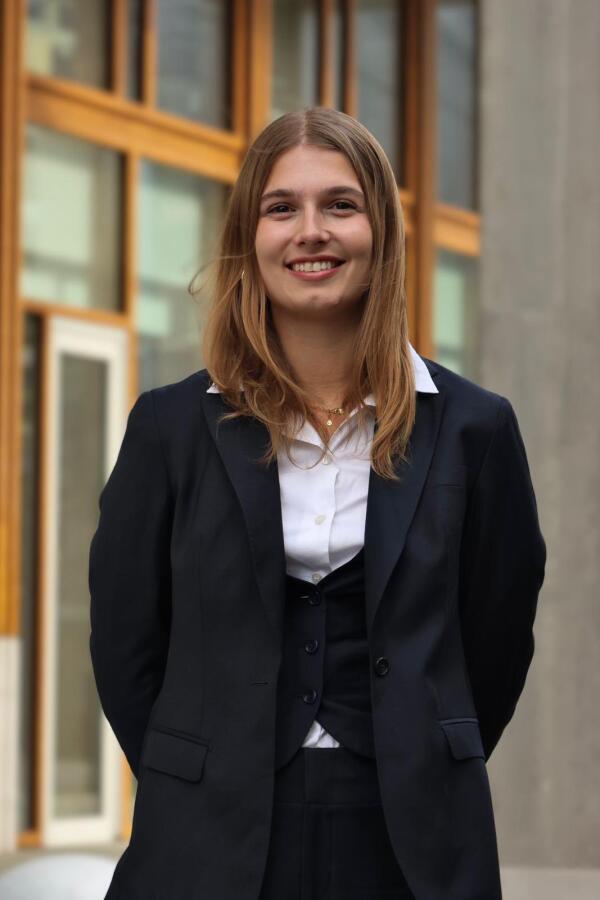 afbeelding van Secretaris - Lisa Tiemissen